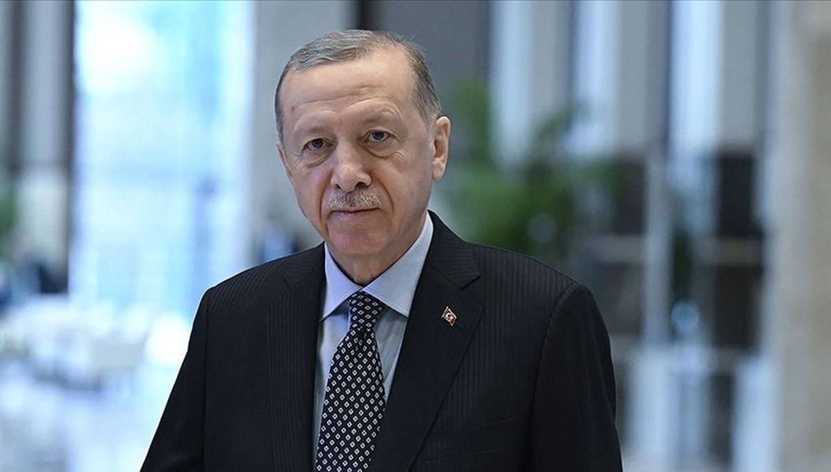 Cumhurbaşkanı Erdoğan'dan milli güreşçilere tebrik