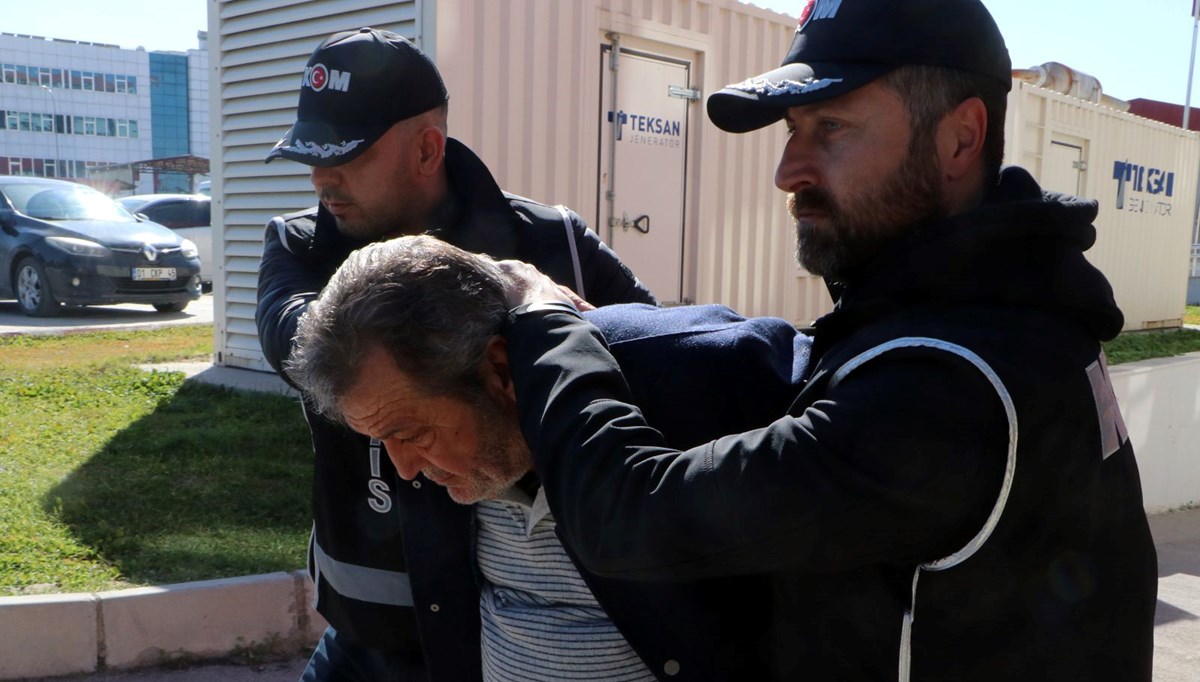 Apartmanın yıkılmasına 'Mukadderat' diyen müteahhidin diğer binası da ağır hasarlı