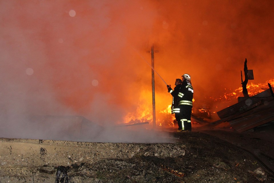Kastamonu'da bir köy yandı - 2