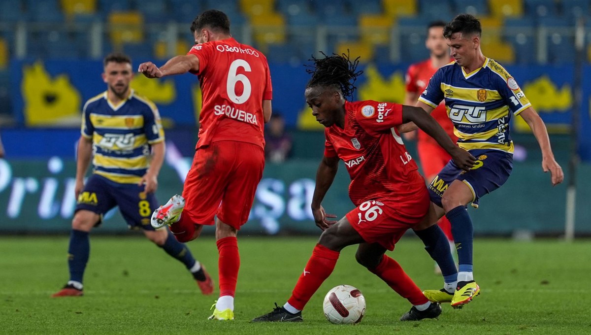 Süper Lig'de kalma mücadelesi: Pendikspor'a futbol mucizesi gerekiyor
