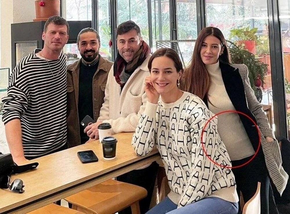 Kıvanç Tatlıtuğ ve Başak Dizer'in doğmamış bebeğine 2,7 milyon lira teklif - 2
