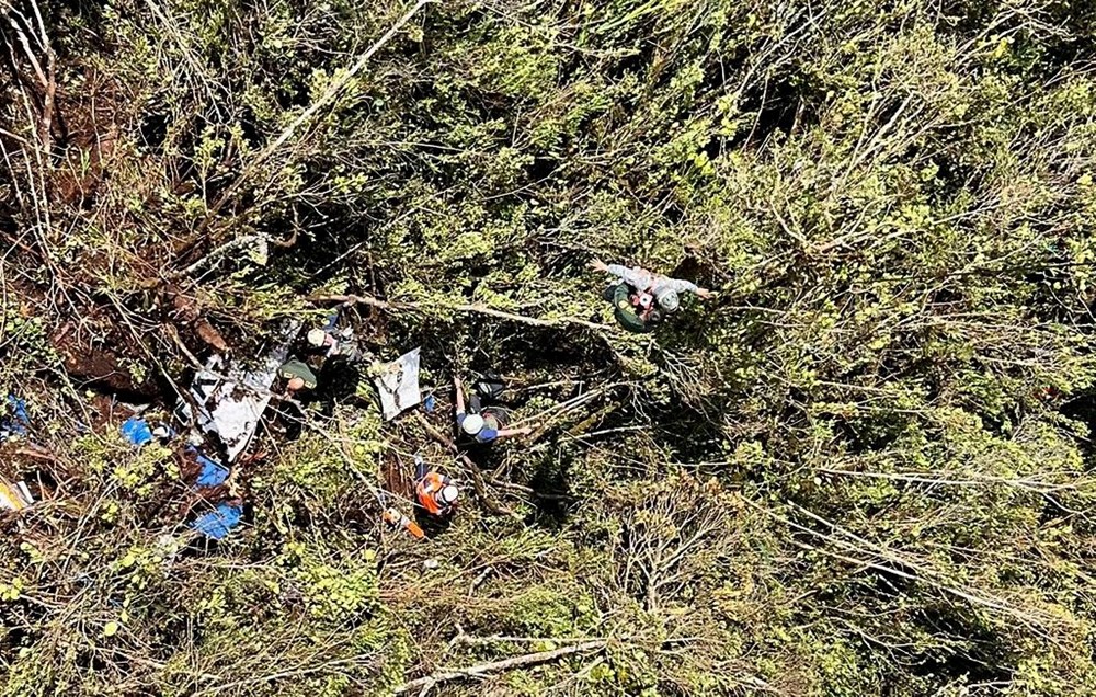 Kolombiya'daki uçak kazasında kaybolan 10 kişiden 5'inin cesedi bulundu - 1