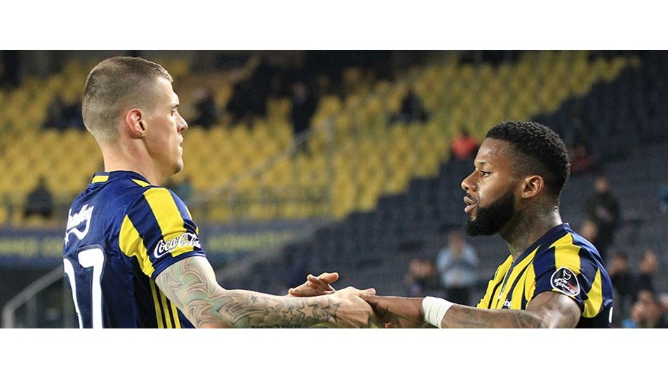Lens'ten transfer açıklaması: Gelecek ne gösterir bilemem