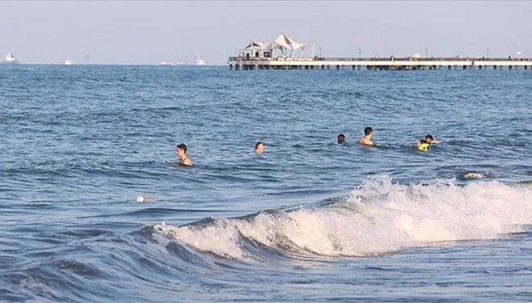 Samsun'da "denize girmeyin" uyarısı