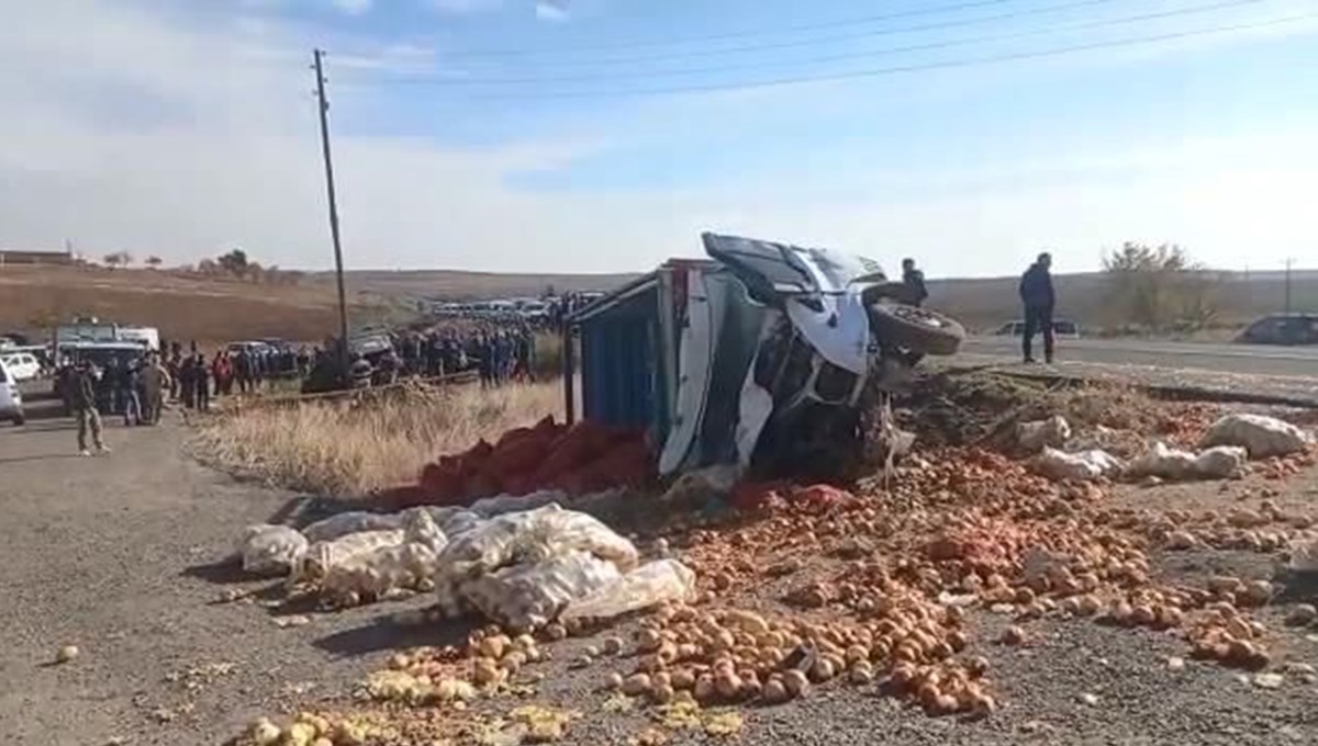 Anne ile 3 çocuğu kazada öldü