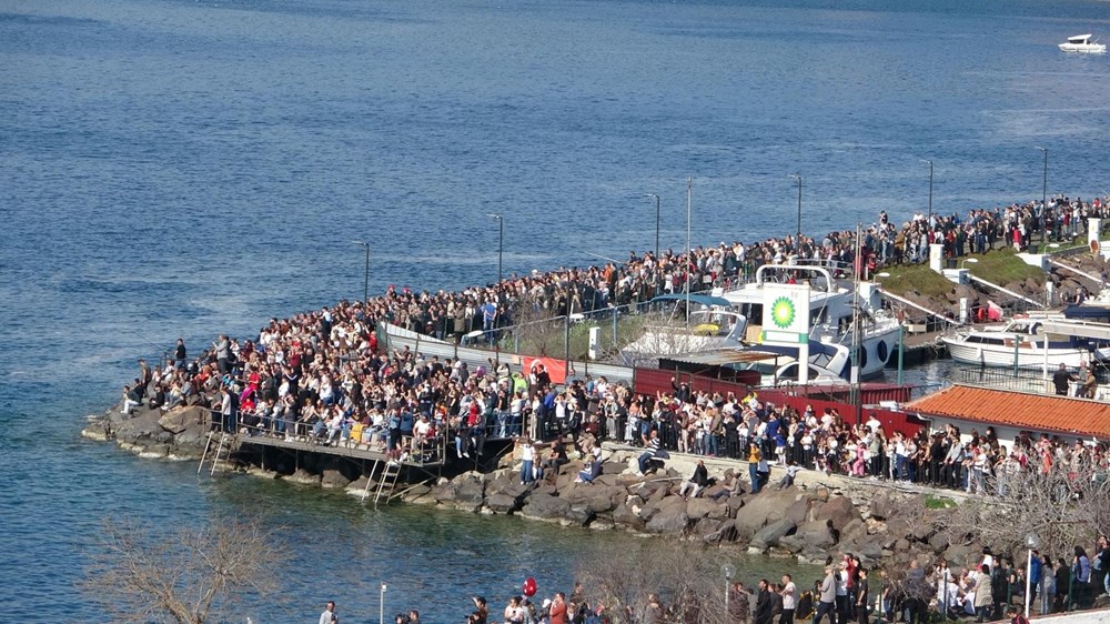 Türk Yıldızları Çanakkale Semalarında Büyüledi 74 RObfMgCG1Uyk0WlvqRT4mQ