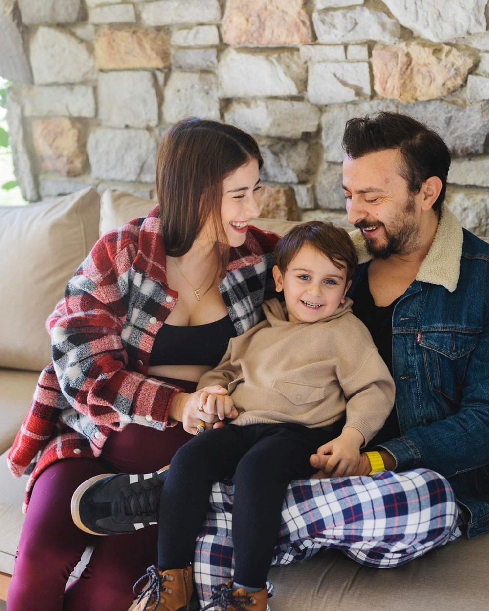 Hazal Kaya'dan kızı Süreyya ile ilk poz - 5