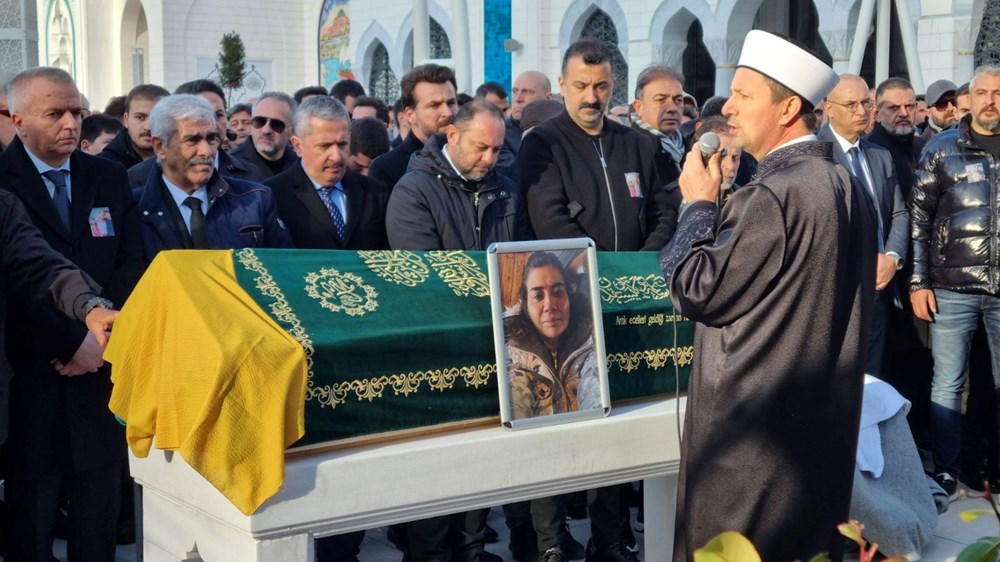 Kartalkaya yangın faciası: Vücudundaki kırıklara aldırmadı, eşi ve 2 çocuğunu son yolculuklarına uğurladı - 6