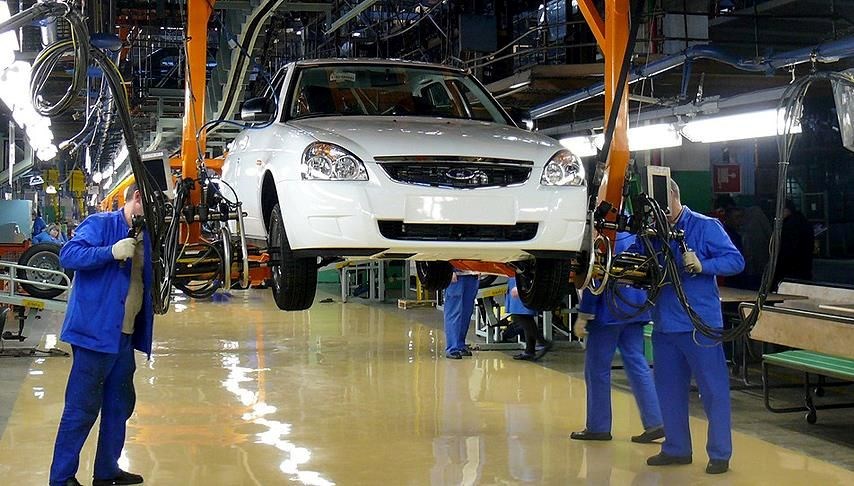 Avtovaz zor durumda