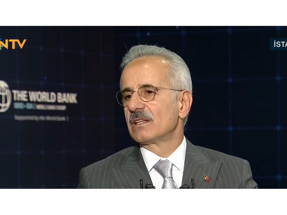 Bakan Uraloğlu NTV'de konuştu: Üçüncü köprüye demiryolu hattı projesi