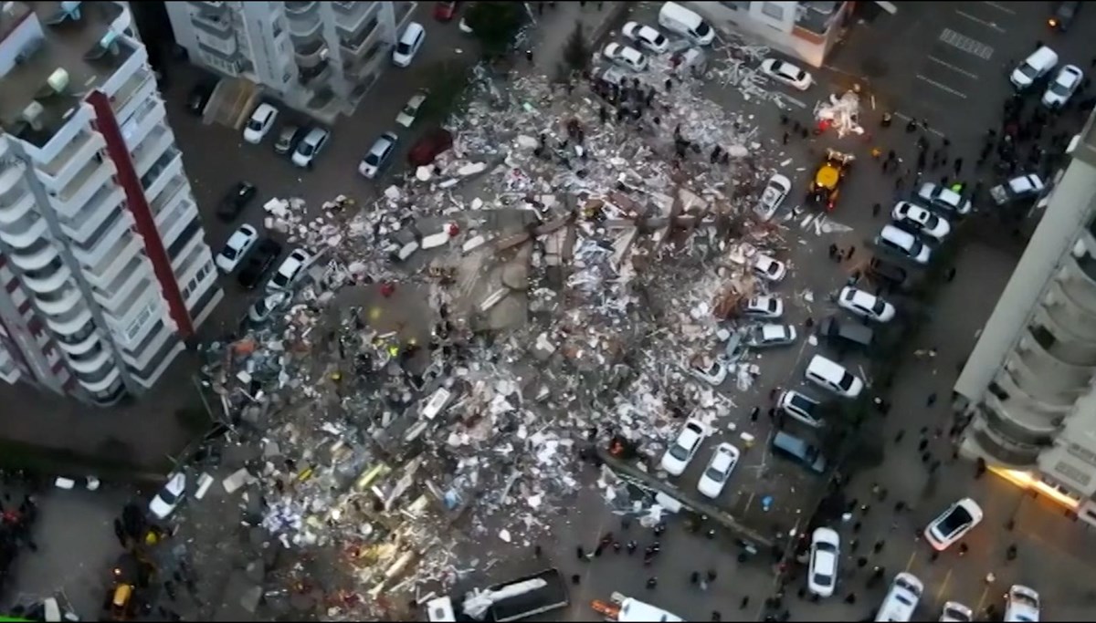 Adana'da yıkım drone ile havadan görüntülendi Adana'da yıkım drone ile havadan görüntülendi