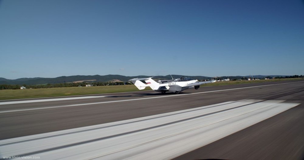 Uçan araba 35 dakikalık testi başarıyla tamamladı - 7