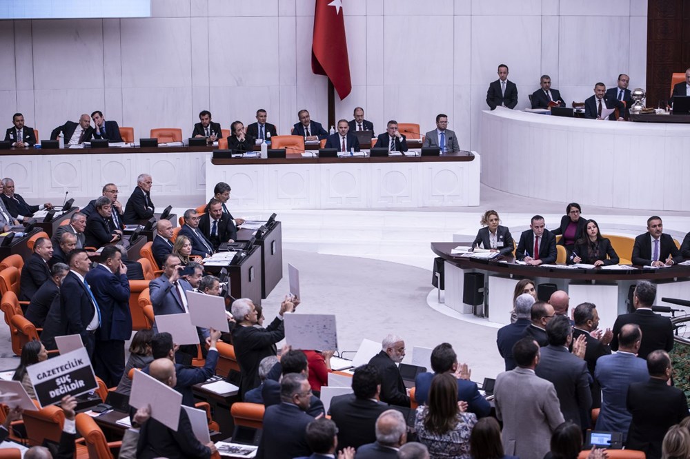 Meclis'te sosyal medya gerilimi - 9