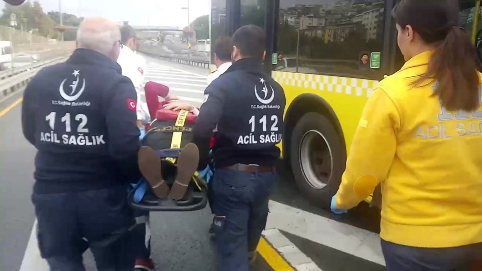 İstanbul Halıcıoğlu'da metrobüs kazası: 13 yaralı - 1