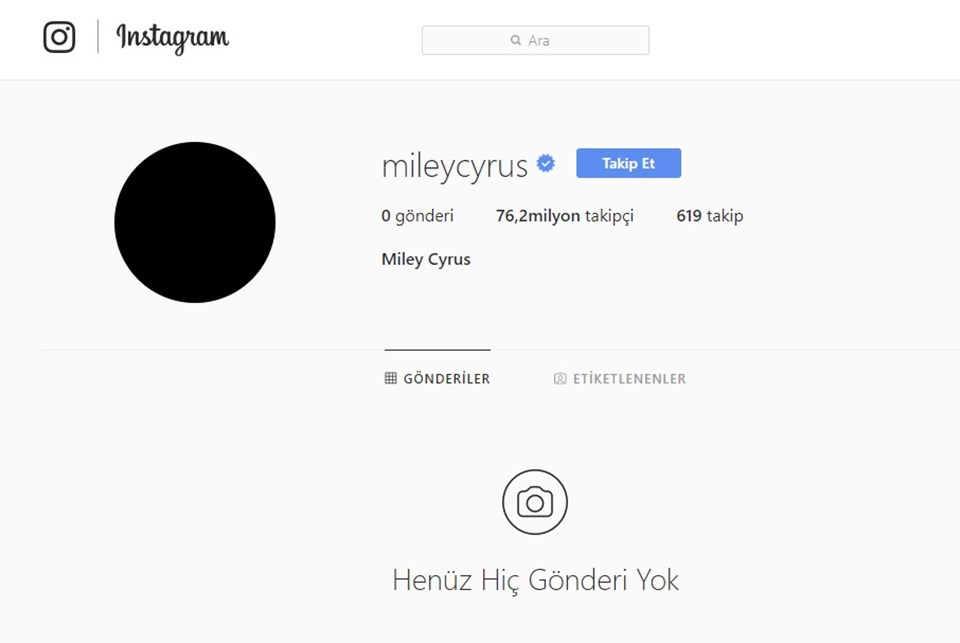 Miley Cyrus Instagram’ını kararttı - 1