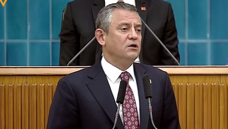 Özgür Özel: Emekli maaşı asgari ücrete denk olmalı