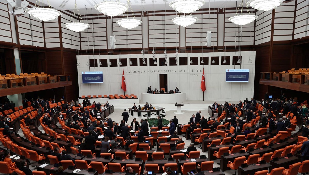 Azerbaycan tezkeresi Meclis’e sunuldu Azerbaycan tezkeresi Meclis’e sunuldu