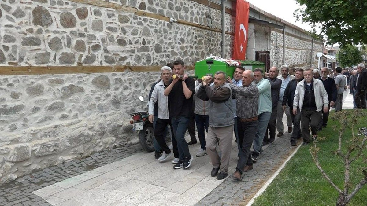 RcD5JAeyWEaJCavHXXuGmQ.jpg