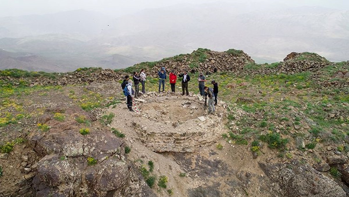 Van'da Urartulara ait en yüksek rakımdaki kale kalıntısına ulaşıldı