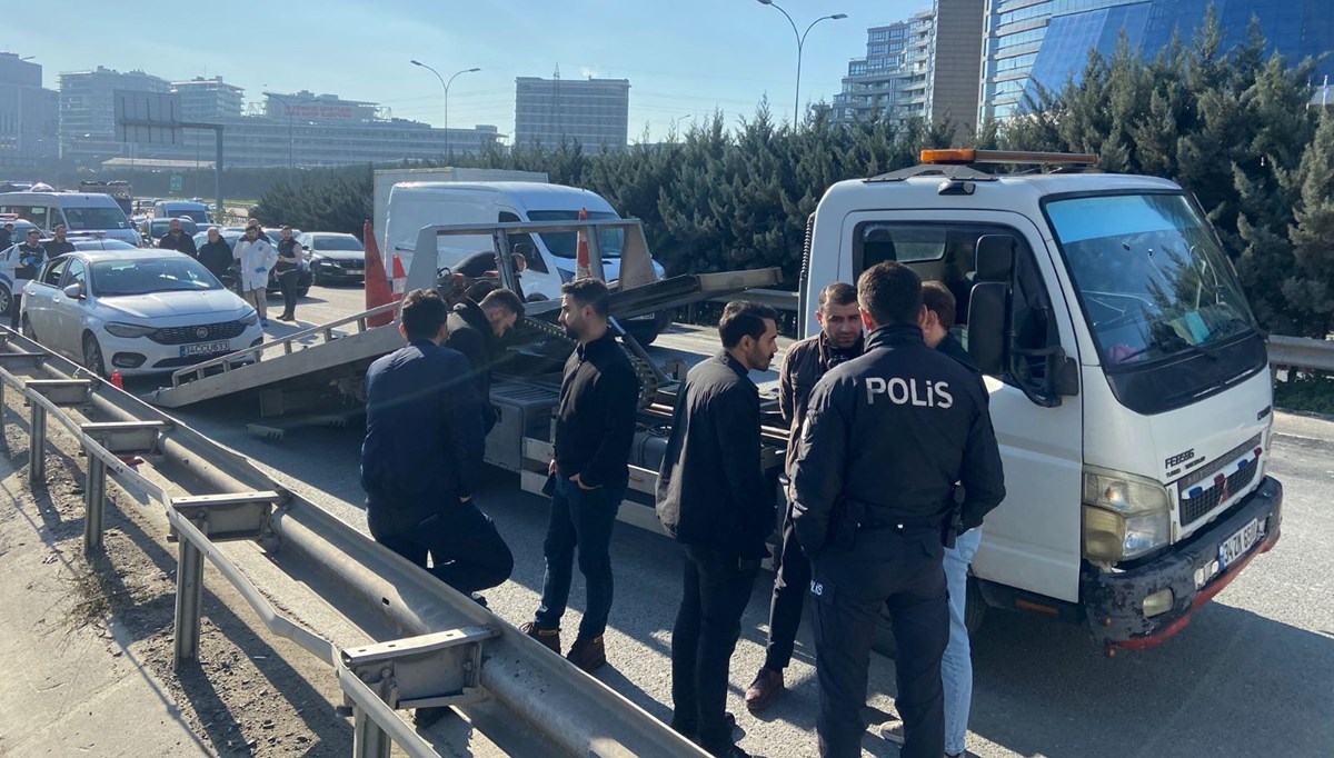 İstanbul'da 6 milyon liralık gasp İstanbul'da 6 milyon liralık gasp