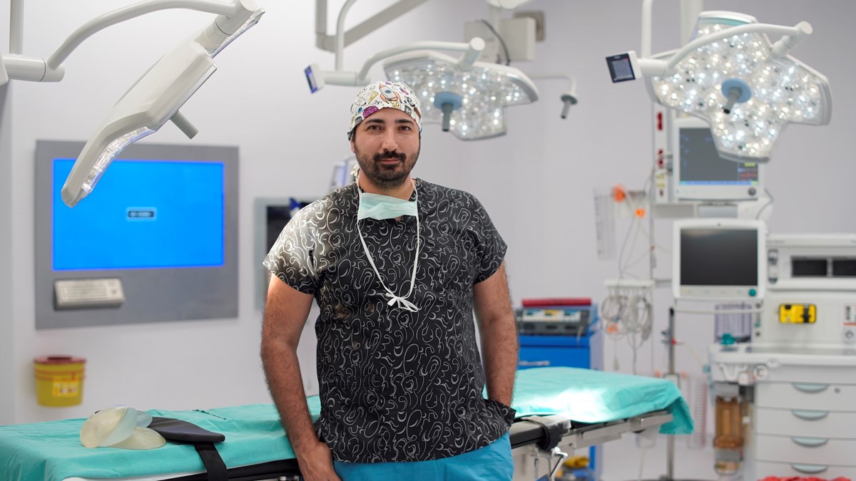 Estetik Cerrahi Uzmanı Op. Dr. Serkan Balta
