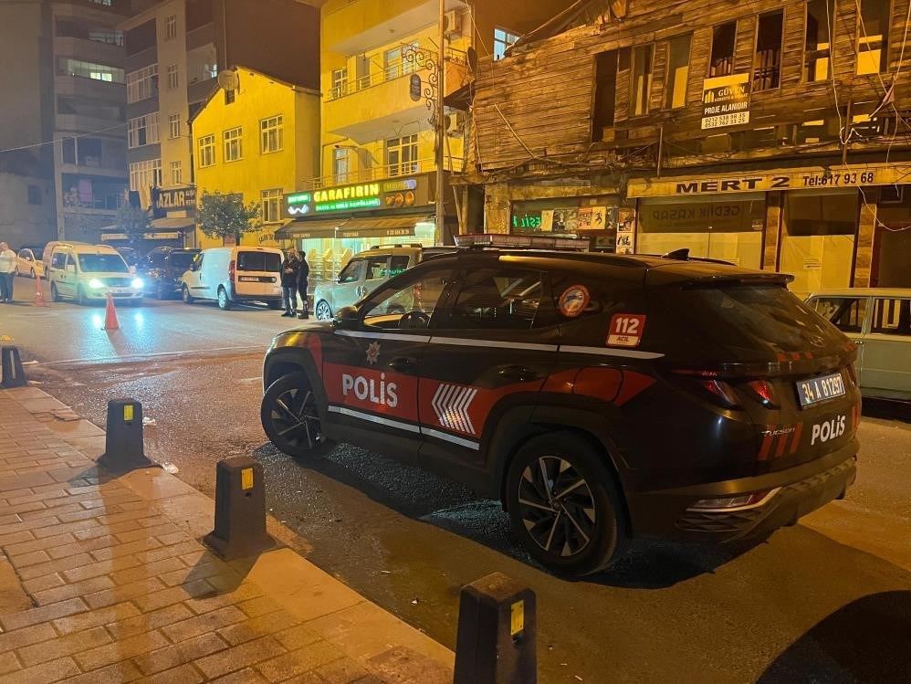 Olay yerine çok sayıda polis sevk edildi