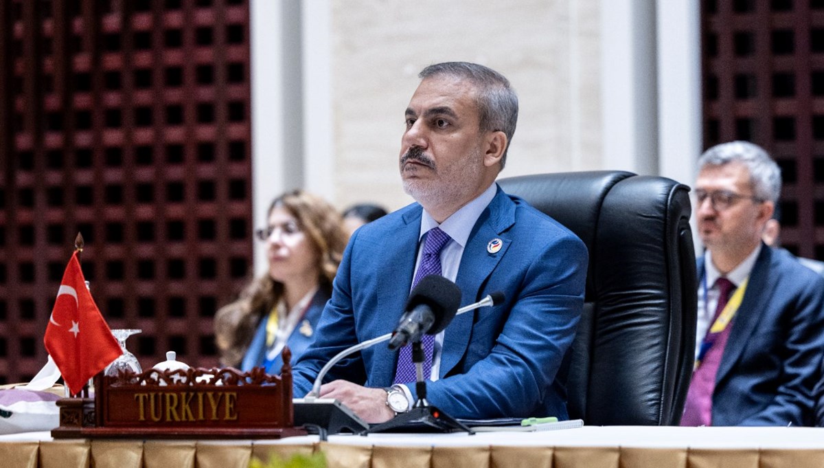 Bakan Fidan Mısır'a gidiyor Bakan Fidan Mısır'a gidiyor