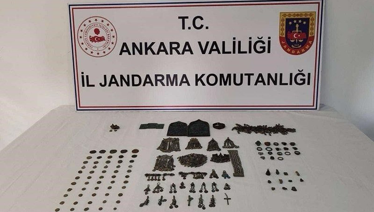 Ankara’da 2 milyon TL değerinde tarihi eser ele geçirildi Ankara’da 2 milyon TL değerinde tarihi eser ele geçirildi
