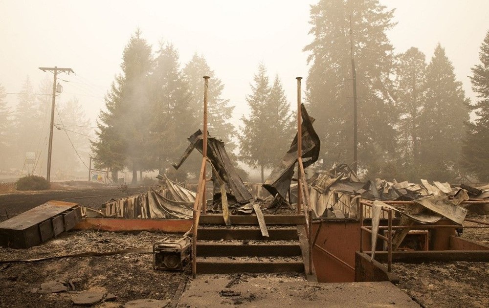 ABD'deki orman yangınlarında ölü sayısı 33'e çıktı - 8