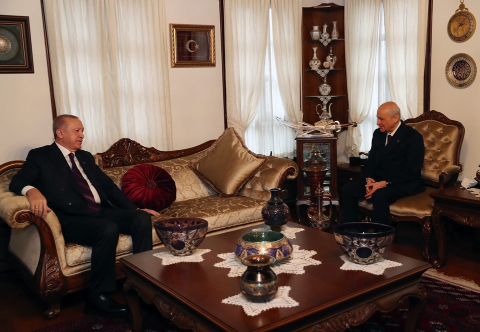 SON DAKİKA HABERİ: Cumhurbaşkanı Erdoğan'dan Bahçeli'ye evinde ziyaret - 1