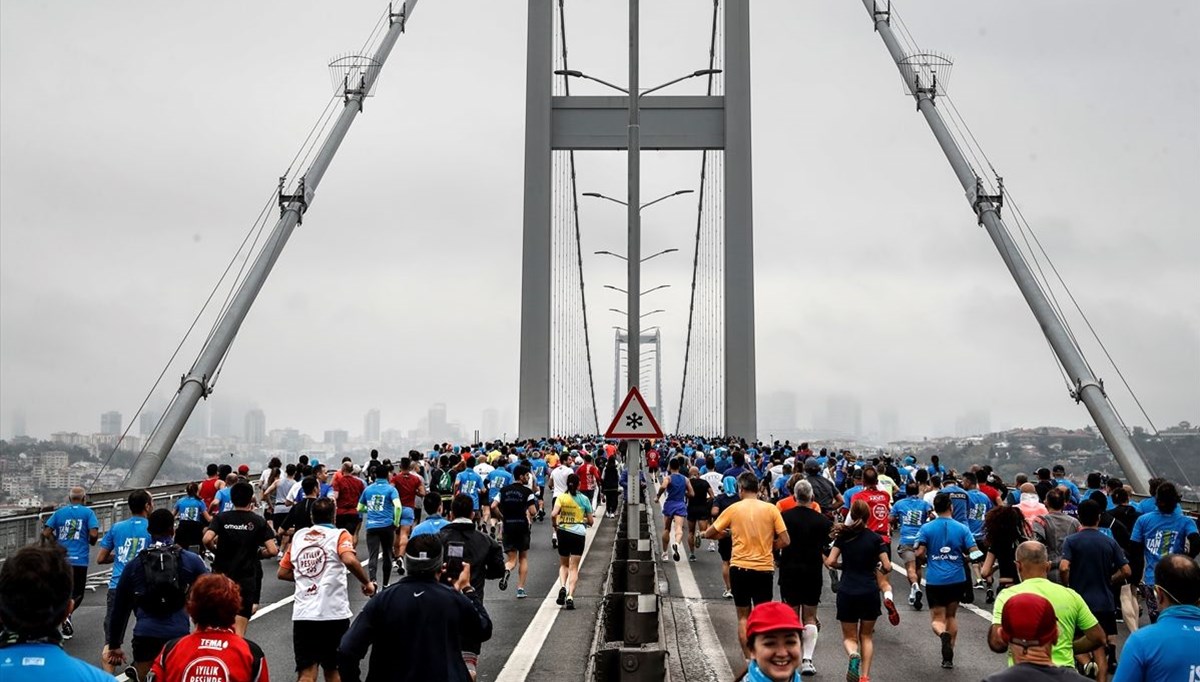 İstanbul Maratonu'ndan renkli görüntüler