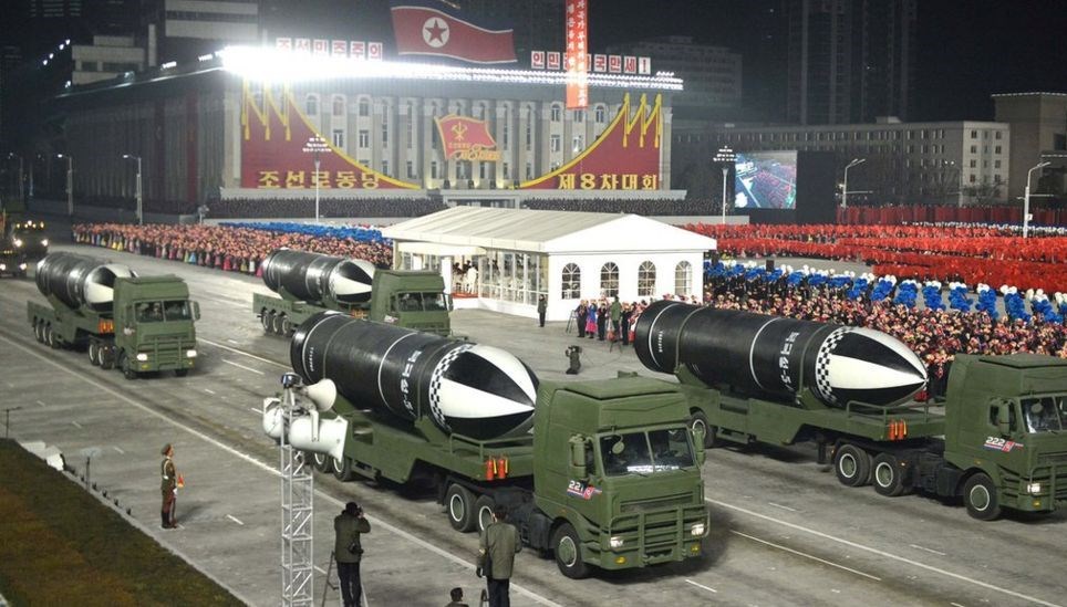 Kuzey Kore liderinden Joe Biden’a “dünyanın en güçlü silahıyla” gövde gösterisi