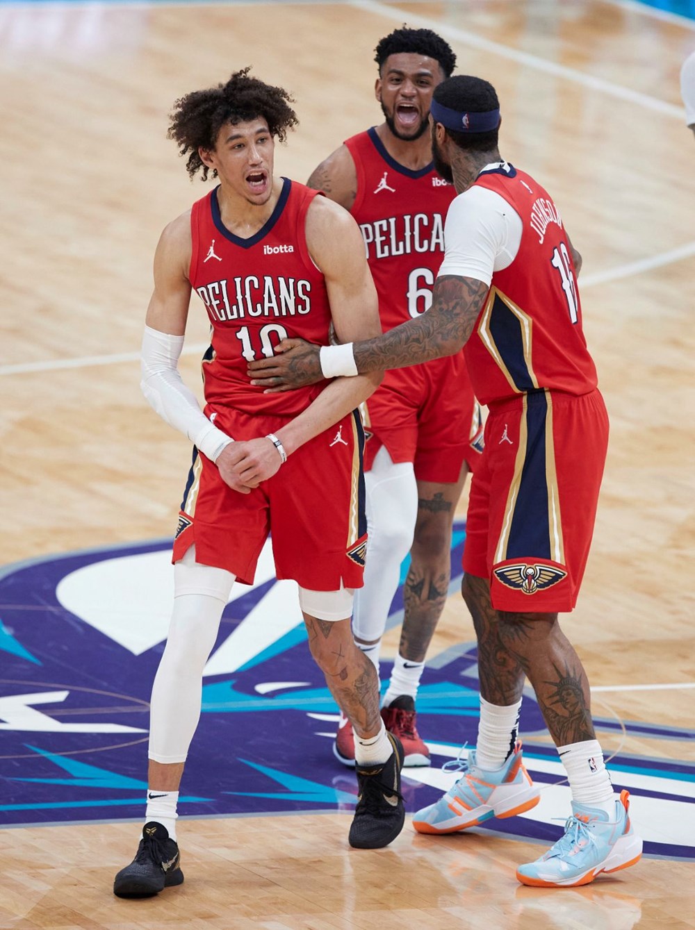 George Floyd vakası: NBA yıldızı Jaxon Hayes'e gözaltının görüntüleri yayınlandı - 9