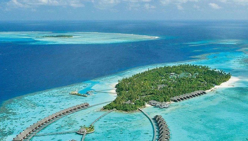 Maldivler'de nesiller boyu sigara yasağı