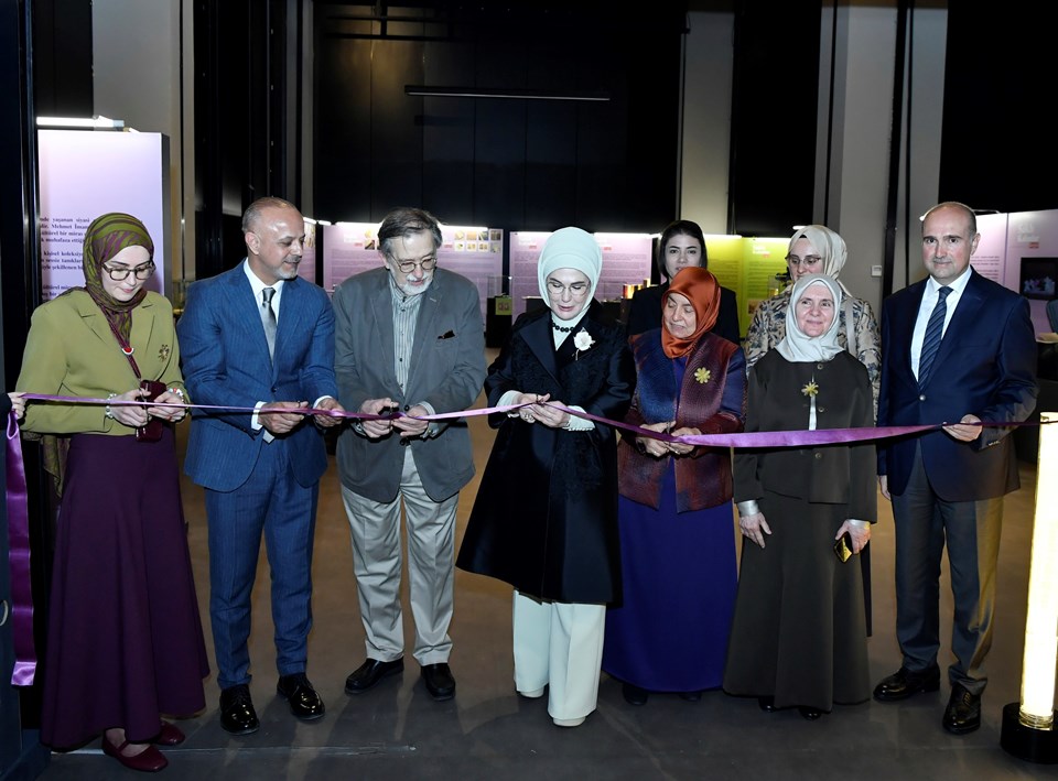 Emine Erdoğan "Saklı Kalanlar" sergisinin açılışını yaptı - 1