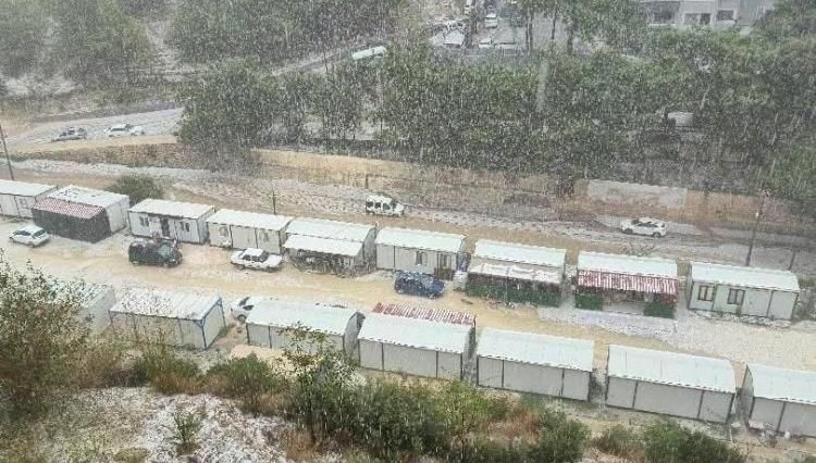 Dolu yolları beyaza bürüdü