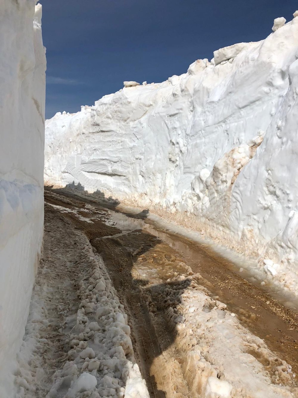 Burası Van Bahçesaray değil, Antalya Söbüçimen yayla yolu - 1