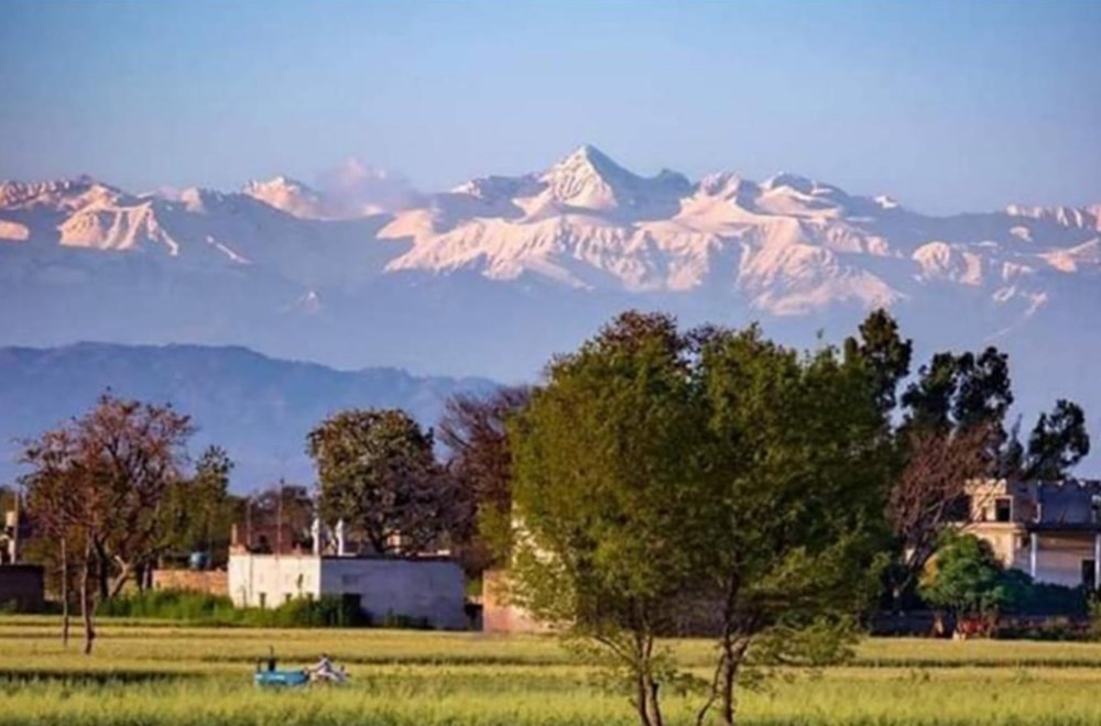 Himalayalar karantinanın hava kirliliğini azalttığı Hindistan’dan 30 yıl sonra tekrar görüldü - 10