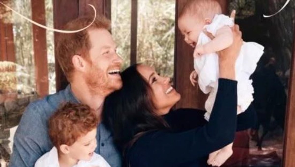 Meghan Markle ve Prens Harry kızları Lilibet’in ilk fotoğrafını paylaştı