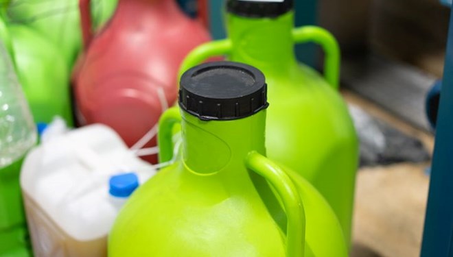 Hindistan'da sahte i�ki facias�: Can kayb� 53'e y�kseldi