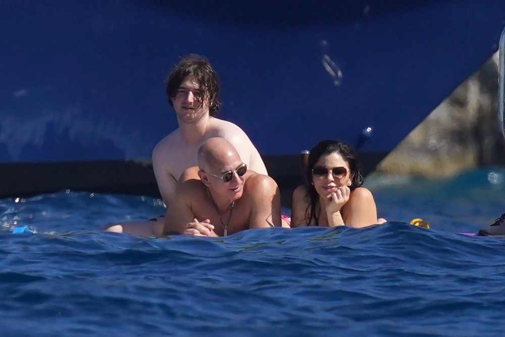 Jeff Bezos ile Lauren Sanchez tatilde - 2