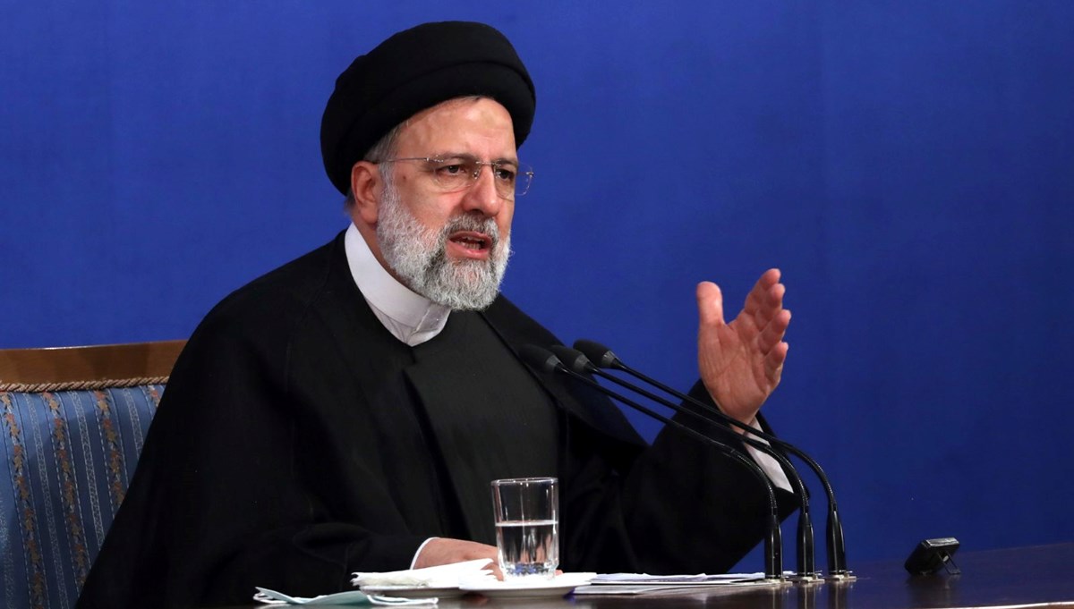 İran Cumhurbaşkanı Reisi: ABD Başkanı diğer ülkelerde kaos ve terörü kışkırtıyor