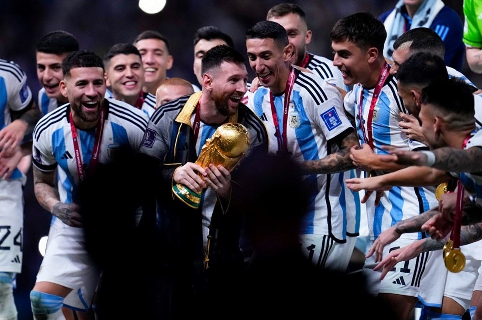 Messi'den takım arkadaşlarına servet değerinde hediye - 2