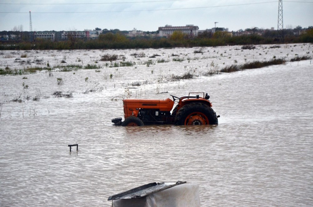 Turuncu alarmın verildiği Antalya'da, Acısu Deresi'nin taşma riski var - 17