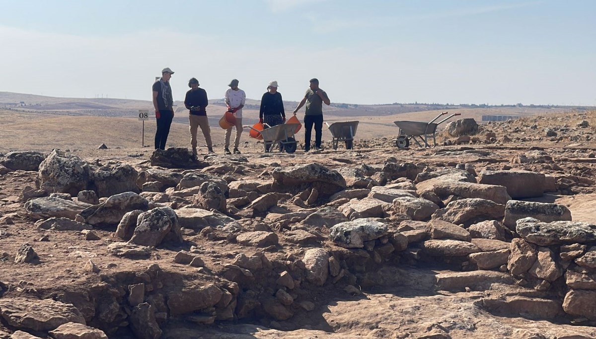 Göbeklitepe'den 1000 yıl daha eski: Çakmaktepe'de buluntular tespit edildi Göbeklitepe'den 1000 yıl daha eski: Çakmaktepe'de buluntular tespit edildi