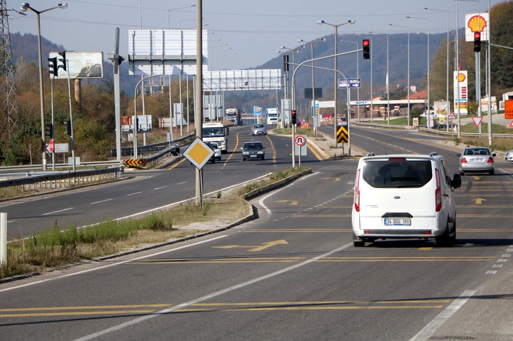 Bolu Dağı Tüneli yeniden açıldı, D-100’de trafik normale döndü - 2