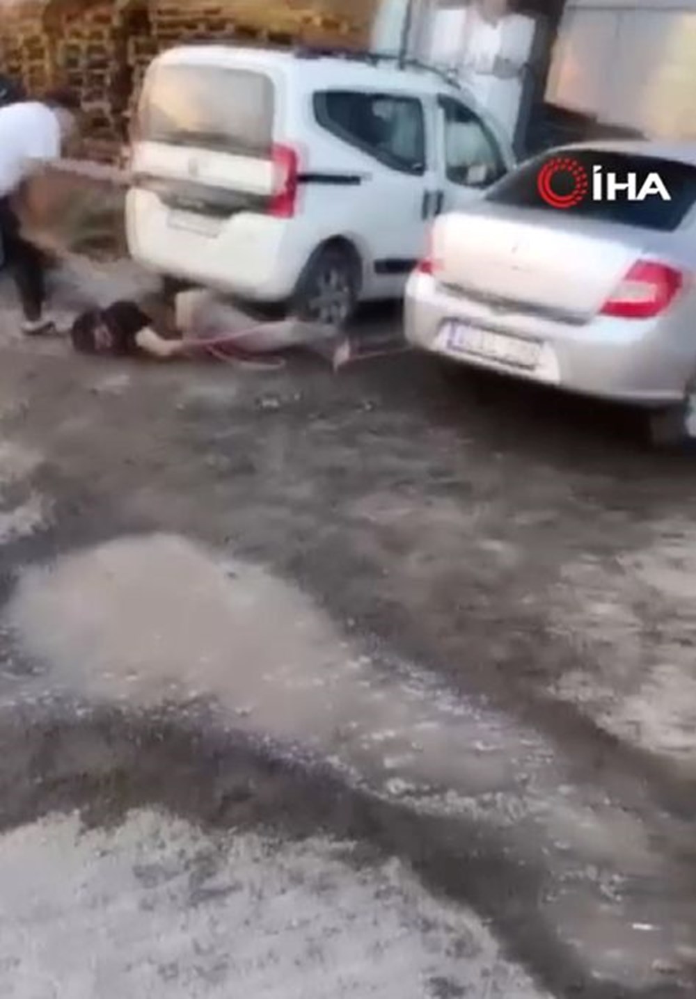 Su kavgası cinayetle bitti: 6 kişi sopalarla
döverek öldürdü - 4