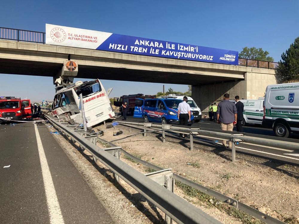 Ankara'da otobüs üst geçidin ayağına çarptı: 9 can kaybı - 4