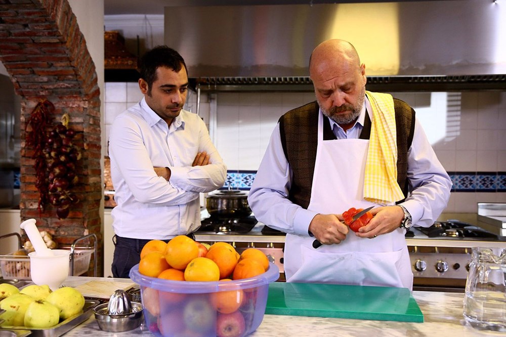 oyuncu kadrosu ve karakter analizleri