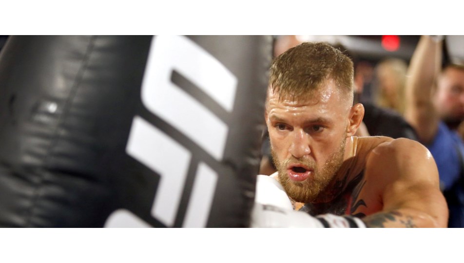 McGregor emekliye ayrıldı